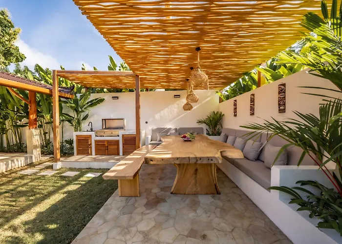 Watu Villa *